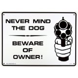 画像: アメリカン雑貨 看板 プラスチックサインボード  Never Mind The Dog/Beware Of Owner CA-19