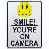 画像: アメリカン雑貨 看板 プラスチックサインボード Smile! You're On Camera CA-51